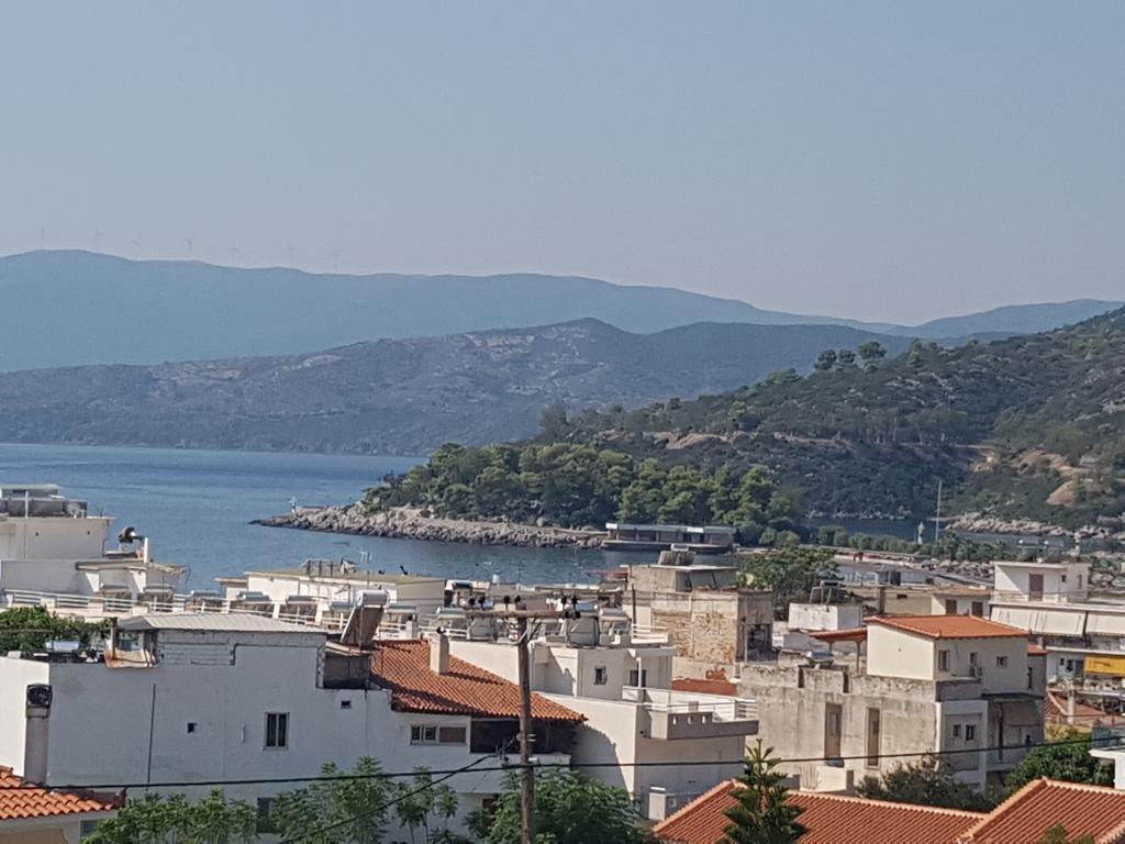 Pansion Marousa Méthana المظهر الخارجي الصورة