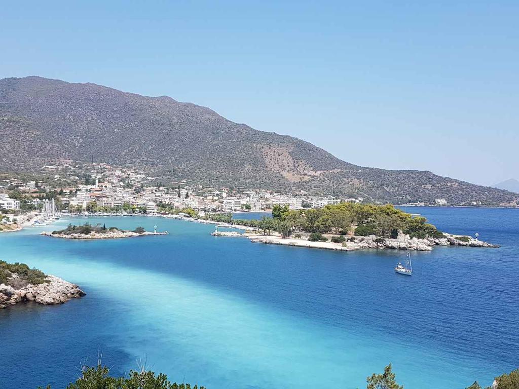 Pansion Marousa Méthana المظهر الخارجي الصورة